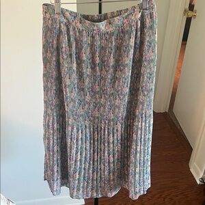 Super cute Floral Pleated Women's Skirt
